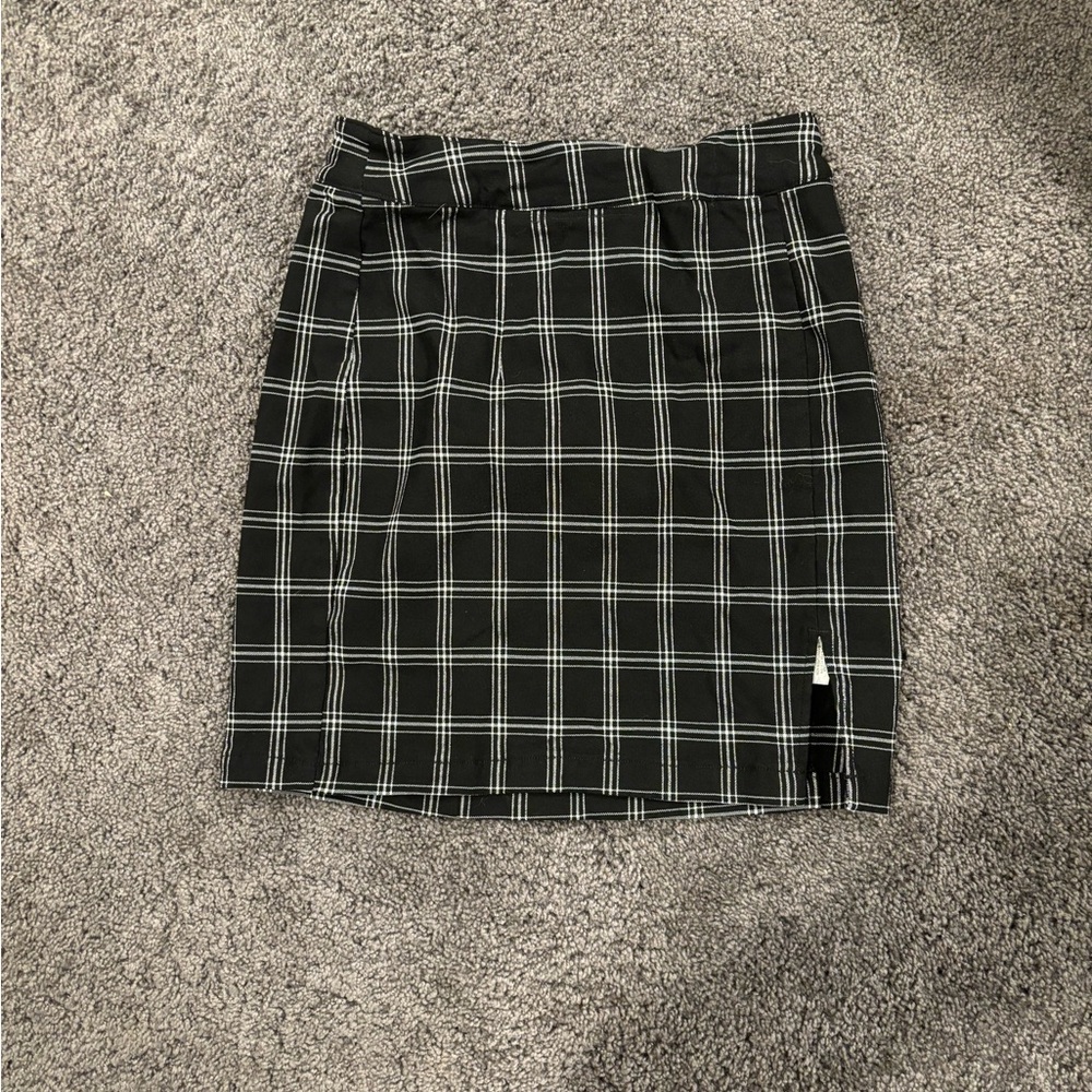 Garage black and white plaid mini skirt size xs